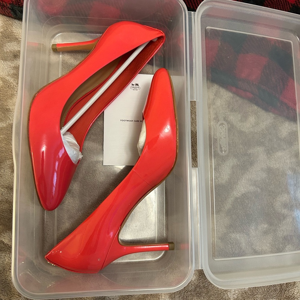 Coach Pink Heels with Pointed Toe and High Stiletto